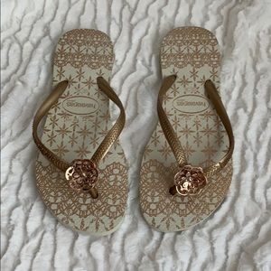 Havaianas thong sandals